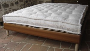 matelas en latex et sommier à lattes