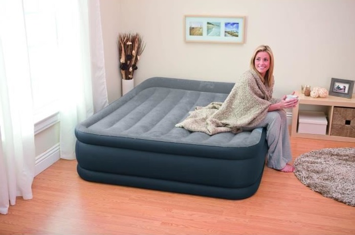 matelas gonflable avec gonfleur électrique intégrés